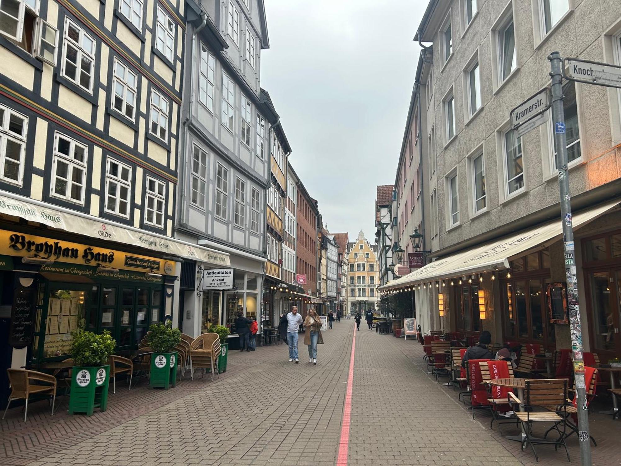 Eich-Penthouse, Zentral Am Stadtwald Mit Ausblick Ueber Die Stadt, 24H Self Check-In, Netflix, Disneyplus Hanovra Exterior foto